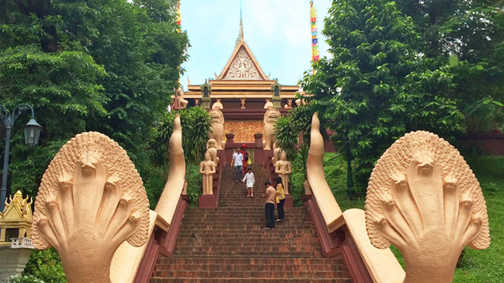【カンボジア】プノンペンの名の由来となったお寺「ワットプノン」！緑ある静かで小高い丘を散策