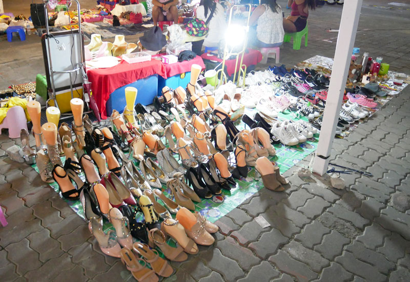 パタヤ ソイブッカオ常設市場を散策！地元タイ人の女の子にお馴染みのショッピングスポット