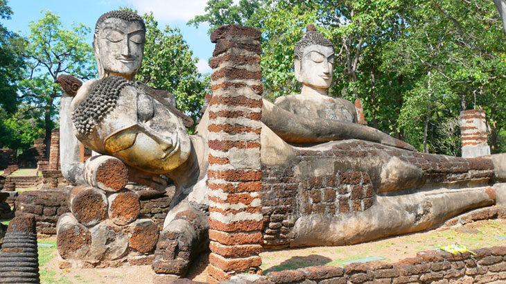 【タイ】カムペーンペット歴史公園の遺跡！城壁に囲まれた古の要塞都市を巡る