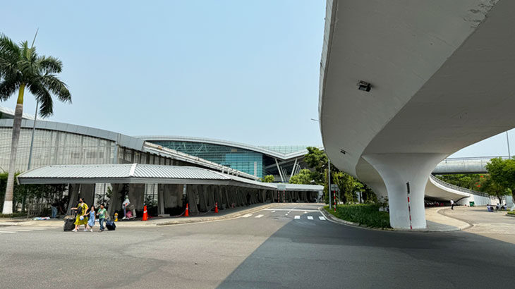 【ベトナム】ダナン国際空港からダナン市街地までの移動！